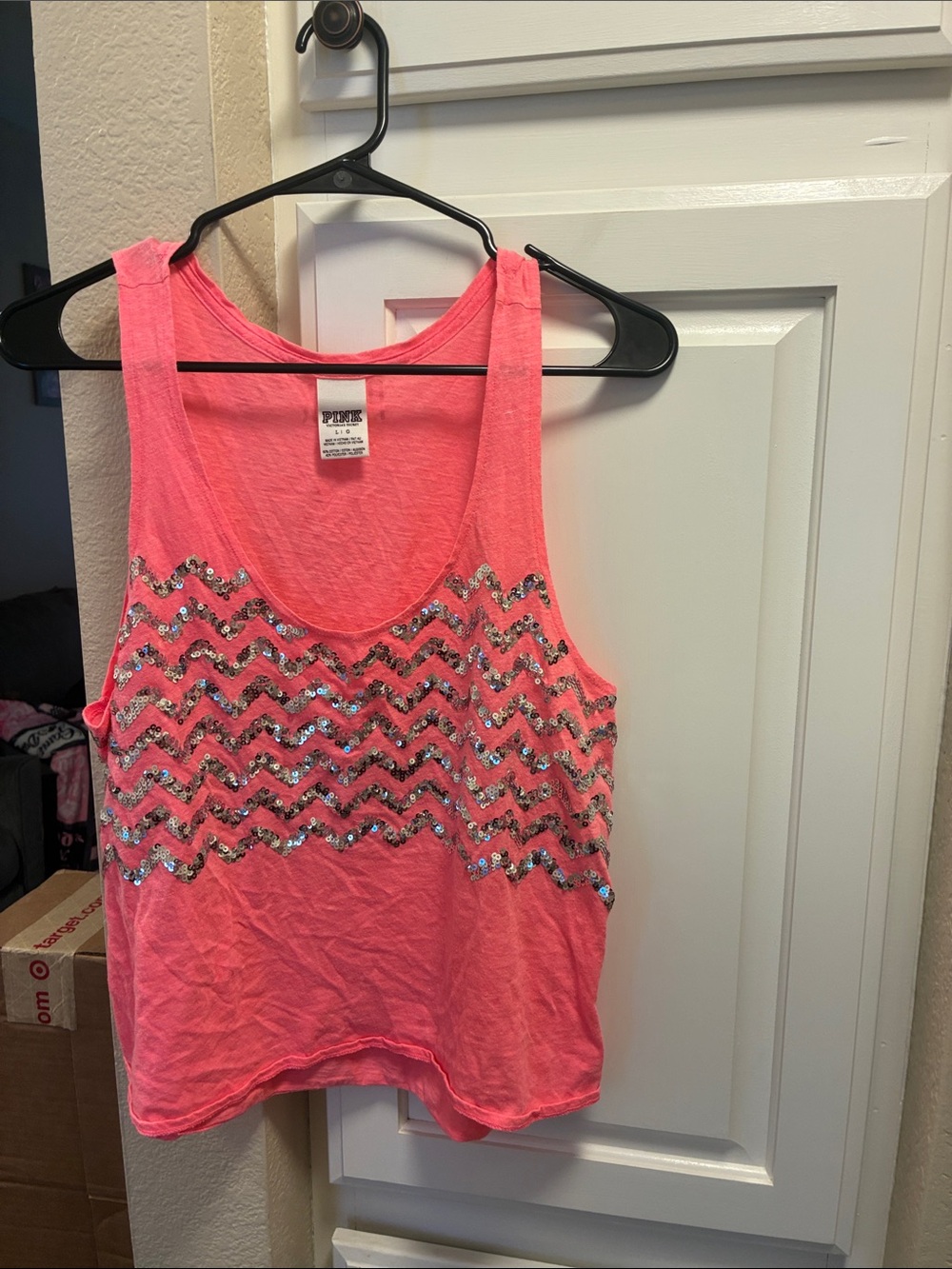 3 for $15 🦋🦋 PINK Victoria's Secret coral pink Sequin Chevron Tank